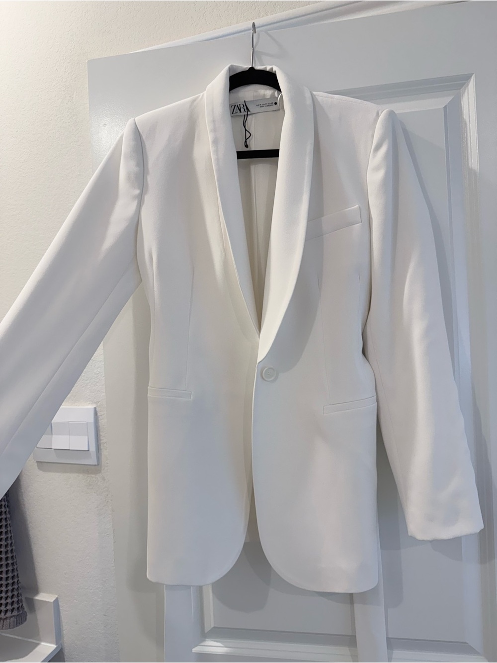 Zara Cream Shawl Collar Blazer - Picture 3 of 4